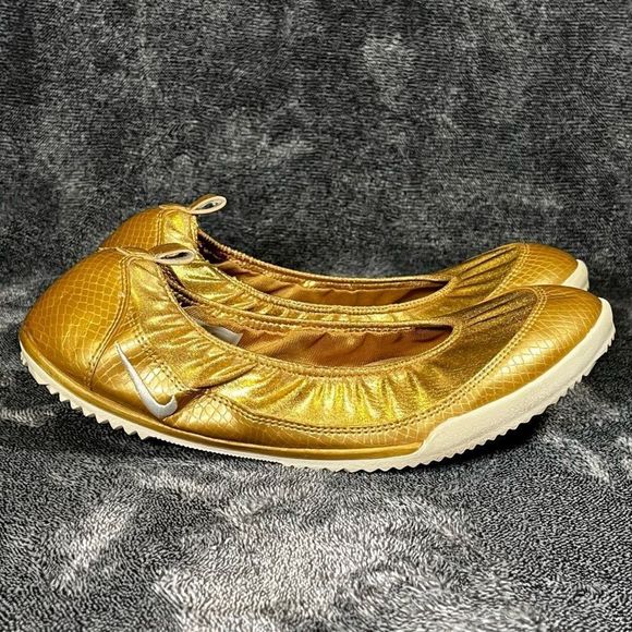 Nike Shoes - NIKE Tenkay Ballet Flats Metallic Gold sz 8.5